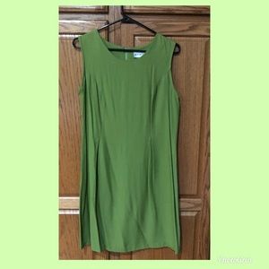NWT Betsys Things Green Dress Size 12